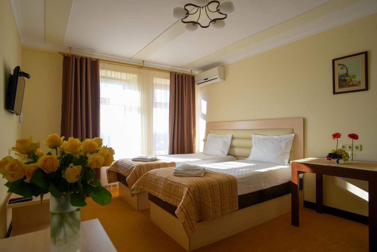 Aparthotel On Klinichna St. Kiev Dış mekan fotoğraf